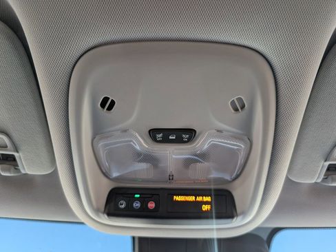 Used 2023 Chevrolet TrailBlazer LT image 21