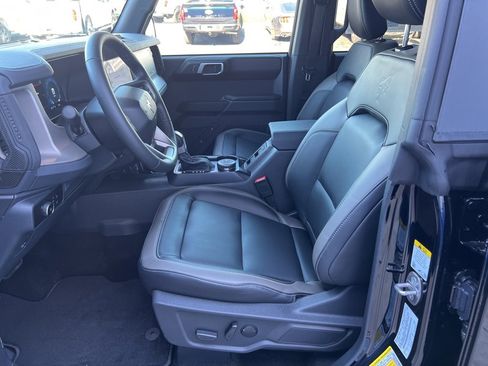 New 2025 Ford Bronco Outer Banks image 12