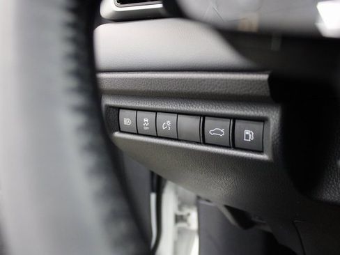 Used 2025 Toyota Camry XSE image 30