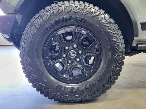 Used 2023 Ford Bronco Wildtrak AWD/4WD image 9