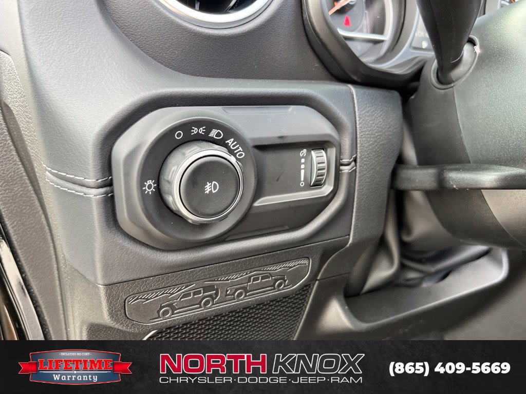 New 2027 Jeep Wrangler Unlimited Sahara AWD/4WD image 10