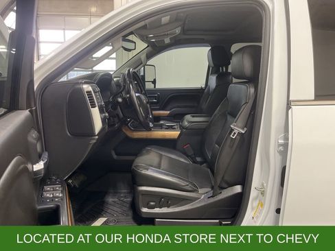 Used 2019 Chevrolet Silverado 2500 LTZ w/ Duramax Plus Package image 22