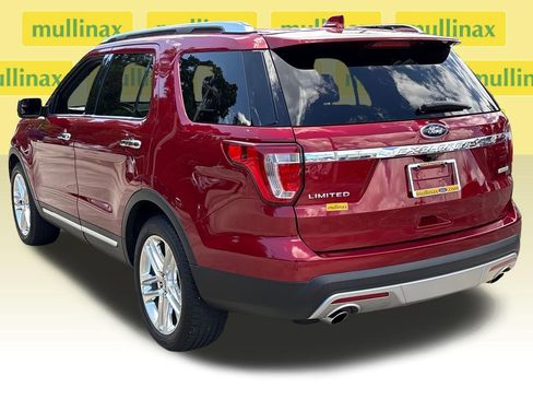Used 2017 Ford Explorer Limited w/ Class II Trailer Tow Package FWD image 10