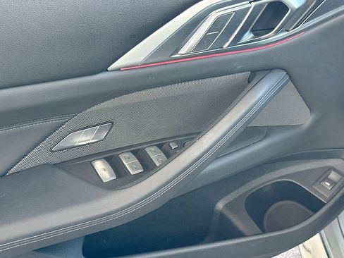 Used 2025 BMW M4 xDrive Competition w/ Executive Package image 18