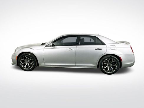 Used 2017 Chrysler 300 S w/ S Model Appearance Package image 5