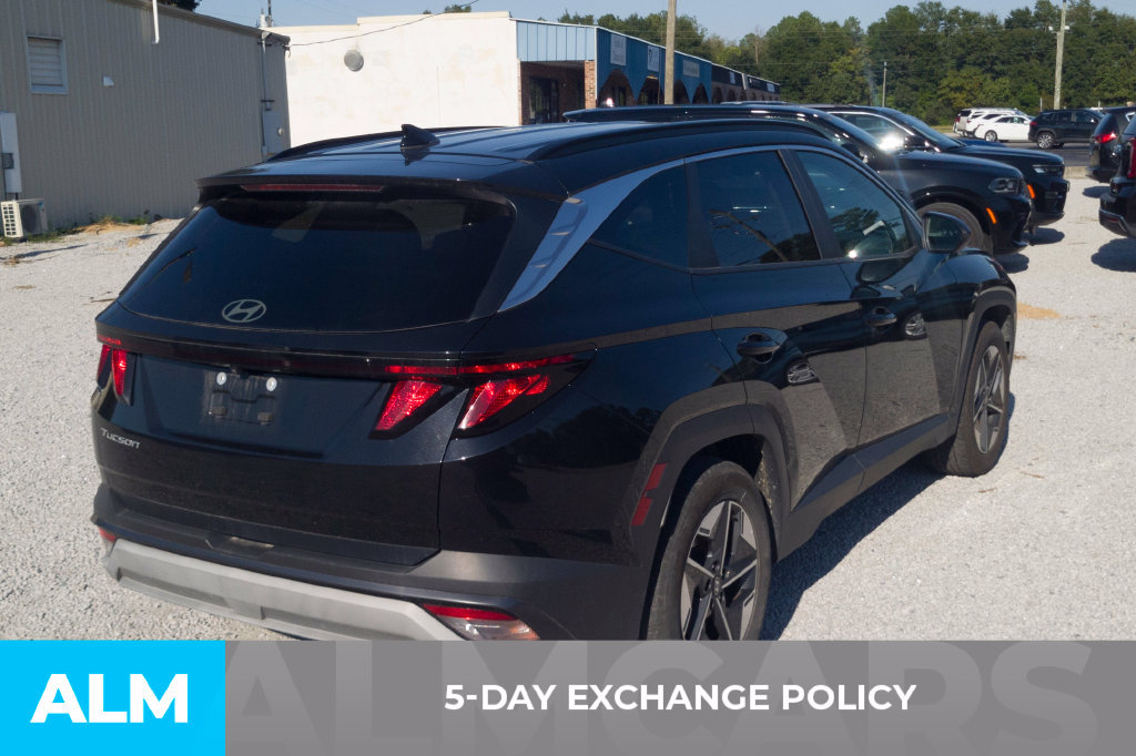Used 2025 Hyundai Tucson SEL FWD image 3