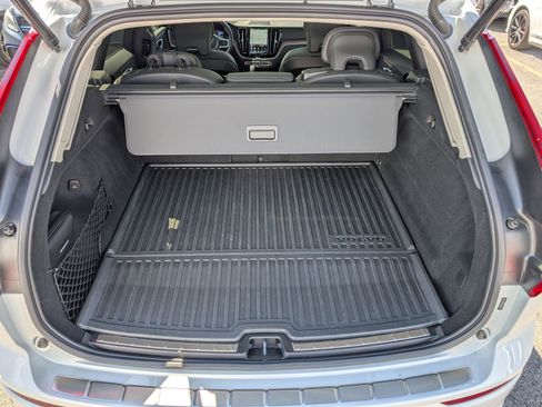 Used 2023 Volvo XC60 T8 Plus w/ Protection Package Premier AWD/4WD image 27