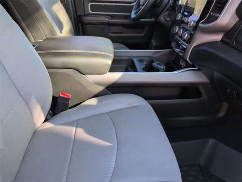 Used 2024 RAM 3500 Big Horn image 23