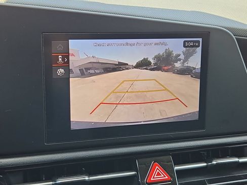 Used 2025 Kia Niro LX FWD image 17