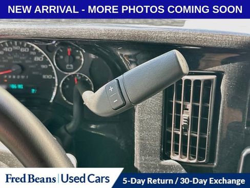 Used 2024 Chevrolet Express 2500 Extended RWD image 18