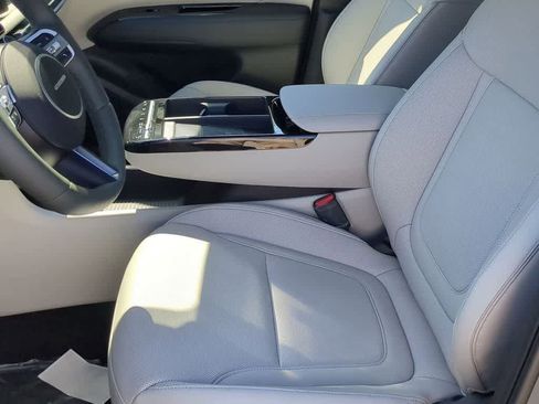 New 2026 Hyundai Tucson Limited image 17