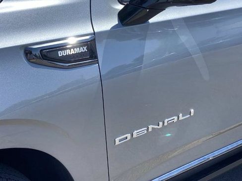 Used 2023 GMC Yukon Denali Ultimate w/ LPO, Floor Liner Package AWD/4WD image 29