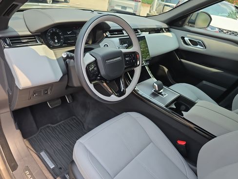Certified 2026 Land Rover Range Rover Velar Dynamic SE AWD/4WD image 16