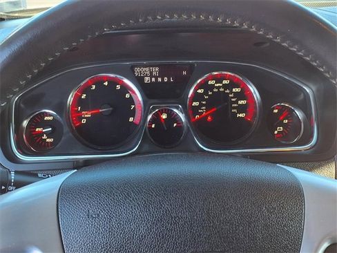 Used 2015 GMC Acadia SLT image 17