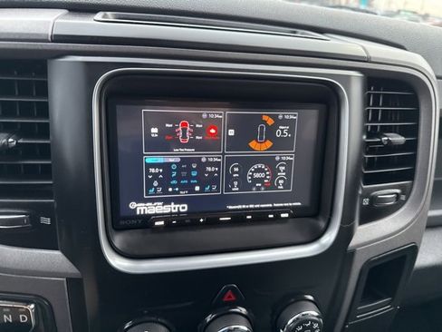 Used 2017 RAM 1500 Express image 28