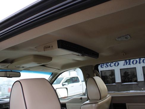 Used 2007 Lincoln Mark LT 4x4 image 11