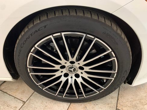 Used 2022 Mercedes-Benz C 300 4MATIC Sedan image 9