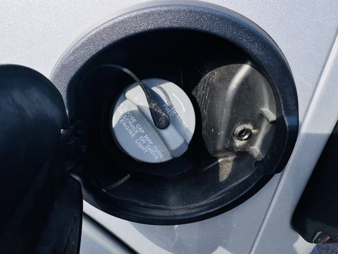 Used 2022 Jeep Wrangler Unlimited Sahara w/ Cold Weather Group image 29