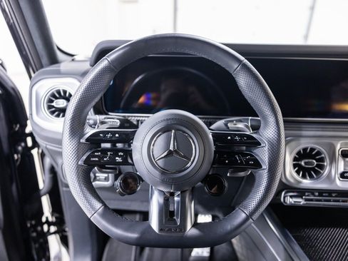 Used 2025 Mercedes-Benz G 63 AMG 4MATIC image 42