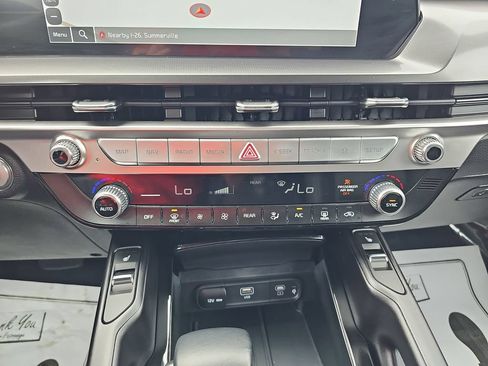 Used 2025 Kia Telluride S FWD image 30
