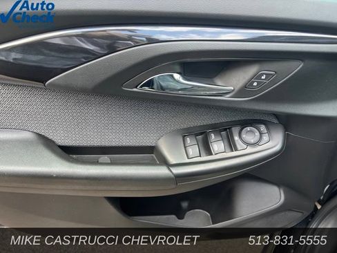 Used 2023 Chevrolet TrailBlazer LT FWD image 8