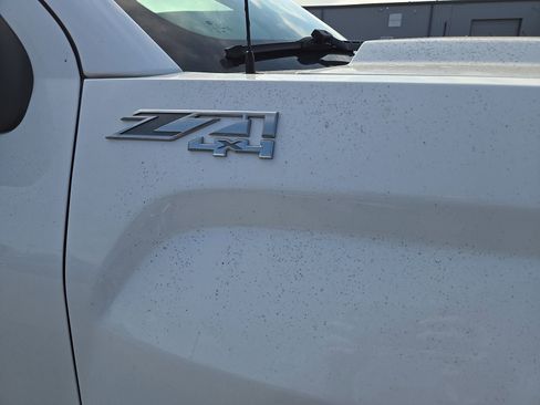 Used 2016 GMC Sierra 1500 SLE w/ SLE Value Package image 12