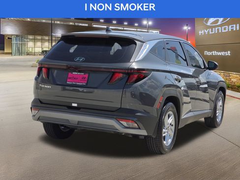 Certified 2026 Hyundai Tucson SE FWD image 7