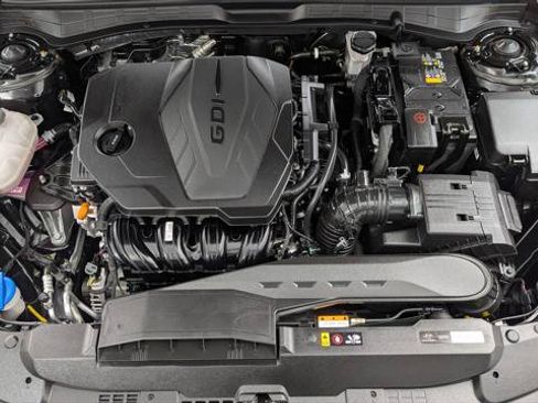 Used 2025 Hyundai Sonata SEL FWD image 32