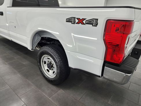 Used 2022 Ford F350 XL w/ Power Equipment Group image 29