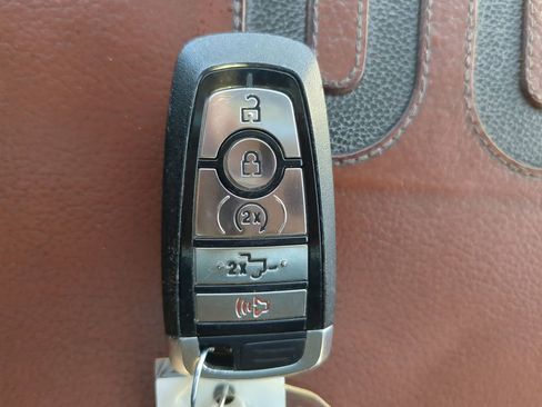 Used 2018 Ford F150 King Ranch image 35