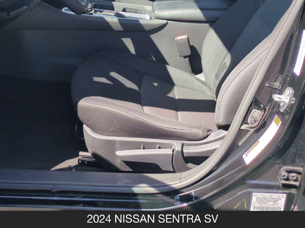 Certified 2024 Nissan Sentra SV FWD image 15