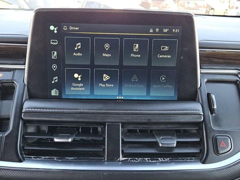 Used 2023 Chevrolet Suburban Premier image 14