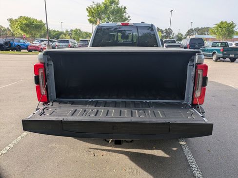 Certified 2025 Ford F450 Platinum w/ Platinum Plus Package AWD/4WD image 36