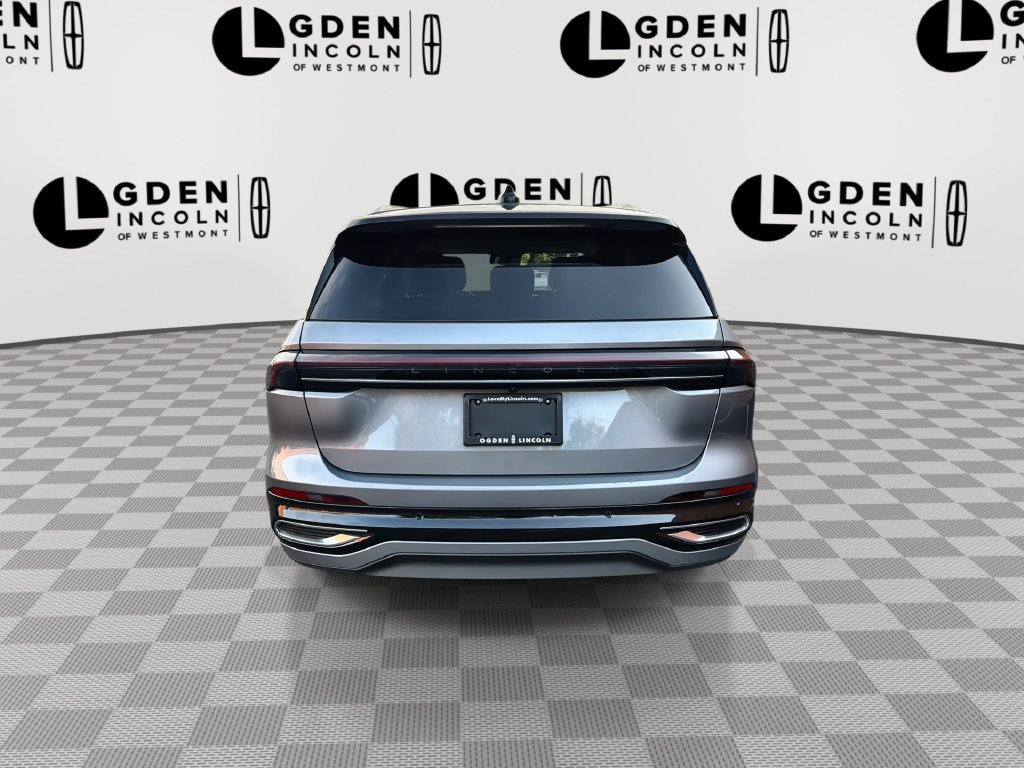 Used 2024 Lincoln Nautilus Reserve w/ Equipment Group 202A AWD/4WD image 7