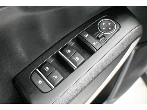 Used 2025 Kia Soul LX image 15