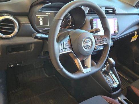 Used 2025 Nissan Versa SR w/ Trunk Package image 17