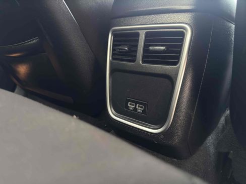 Used 2019 Dodge Charger SXT image 52
