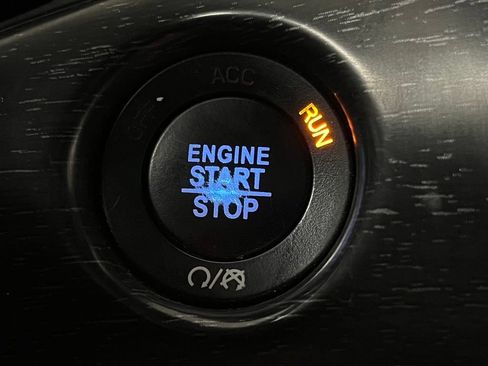 Used 2018 Jeep Grand Cherokee Limited AWD/4WD image 33