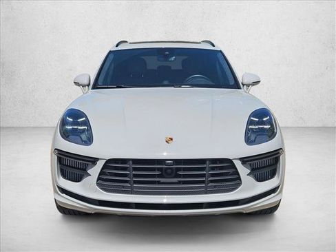 Used 2021 Porsche Macan Turbo image 2