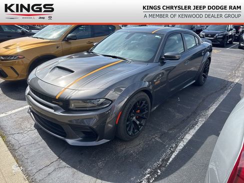 Used 2022 Dodge Charger Scat Pack RWD image 1