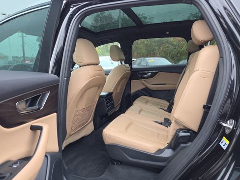 Used 2022 Audi Q7 2.0T Premium Plus w/ Premium Plus Package image 46