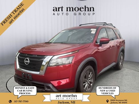 Used 2024 Nissan Pathfinder SV w/ Lighting Package (N92) AWD/4WD image 1