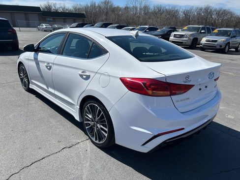 Used 2018 Hyundai Elantra Sport image 8