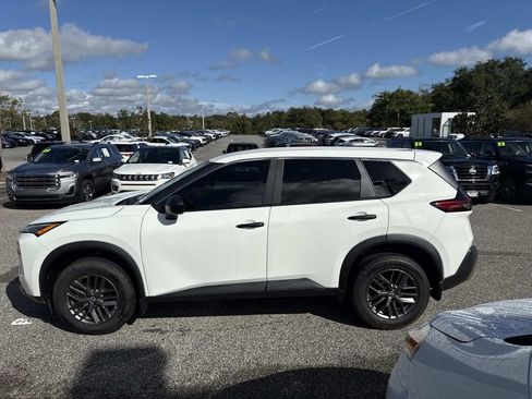 Certified 2023 Nissan Rogue S image 7