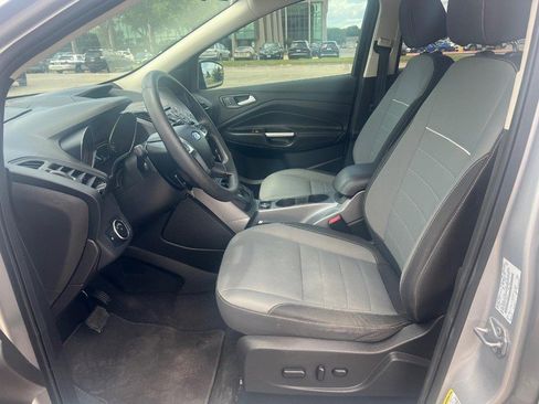 Used 2015 Ford Escape SE FWD image 8