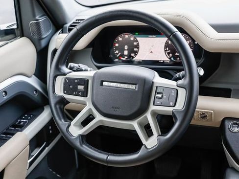 Used 2023 Land Rover Defender 110 S image 13