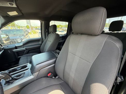 Used 2017 Ford F150 XLT w/ Equipment Group 302A Luxury AWD/4WD image 14