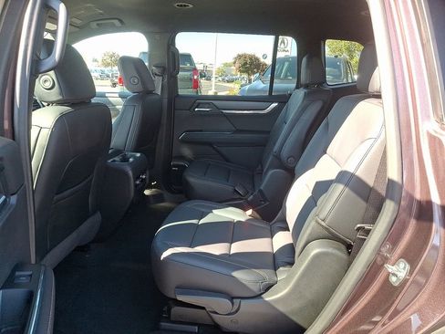 Certified 2024 GMC Acadia Elevation image 10