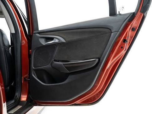 Used 2015 Chevrolet SS image 20