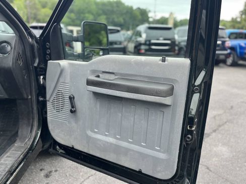 Used 2015 Ford F350 XL w/ Trailer Tow Package RWD image 12
